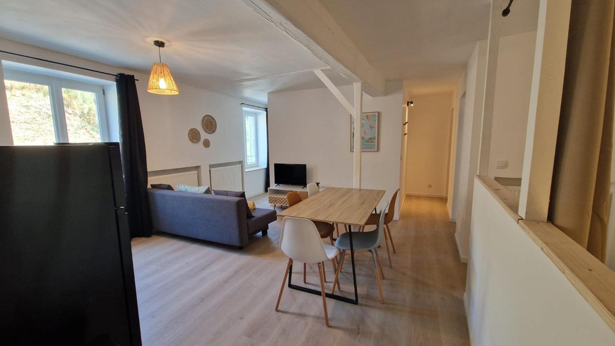 Le Bourg Apartment Lagnieu Екстериор снимка